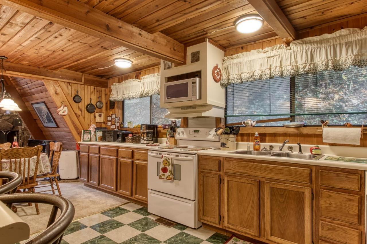 Mountain Springs Chalet Гатлинбург Экстерьер фото