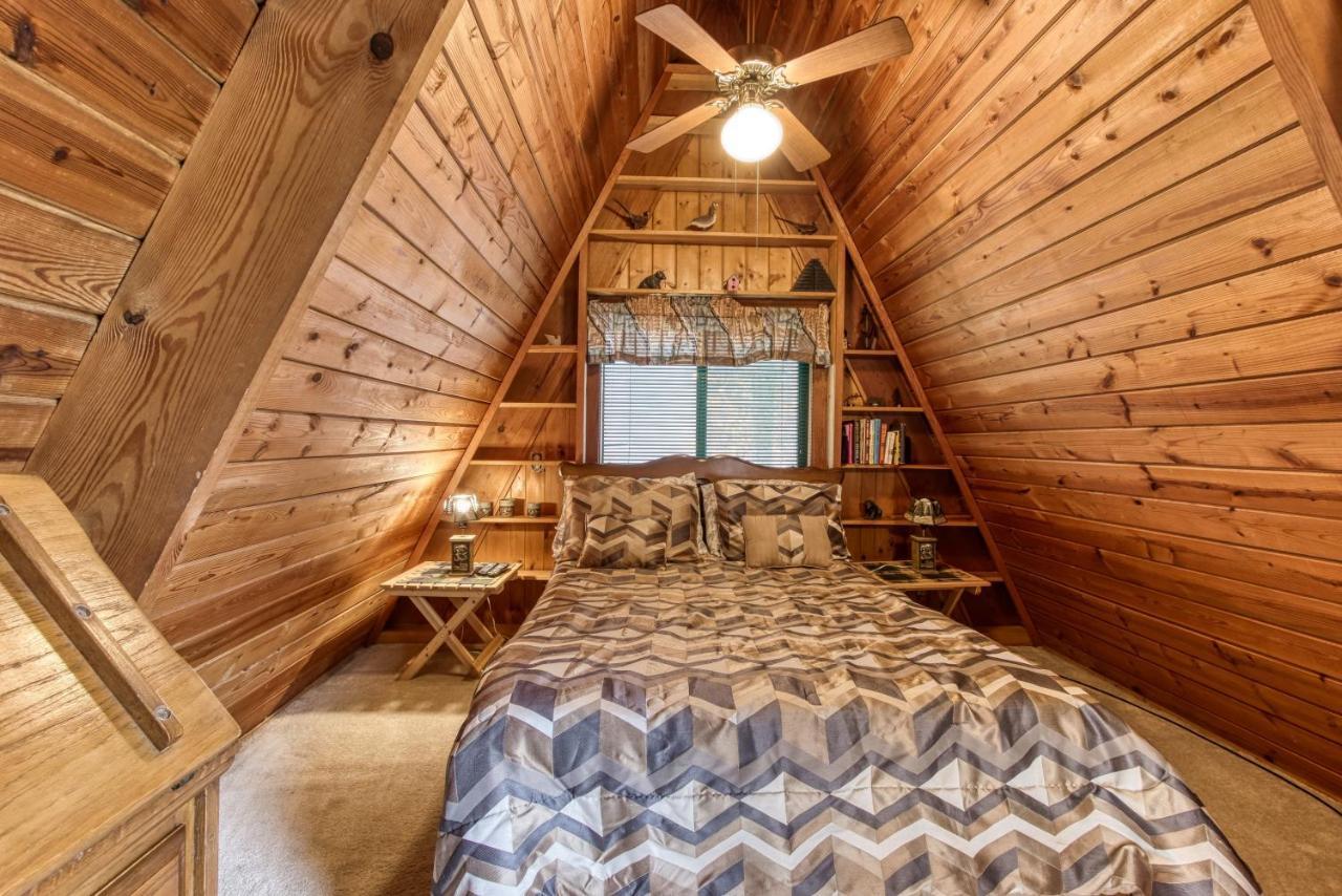 Mountain Springs Chalet Гатлинбург Экстерьер фото