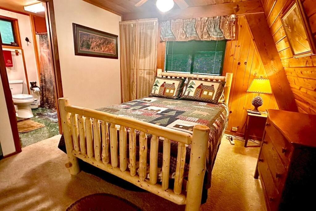 Mountain Springs Chalet Гатлинбург Экстерьер фото